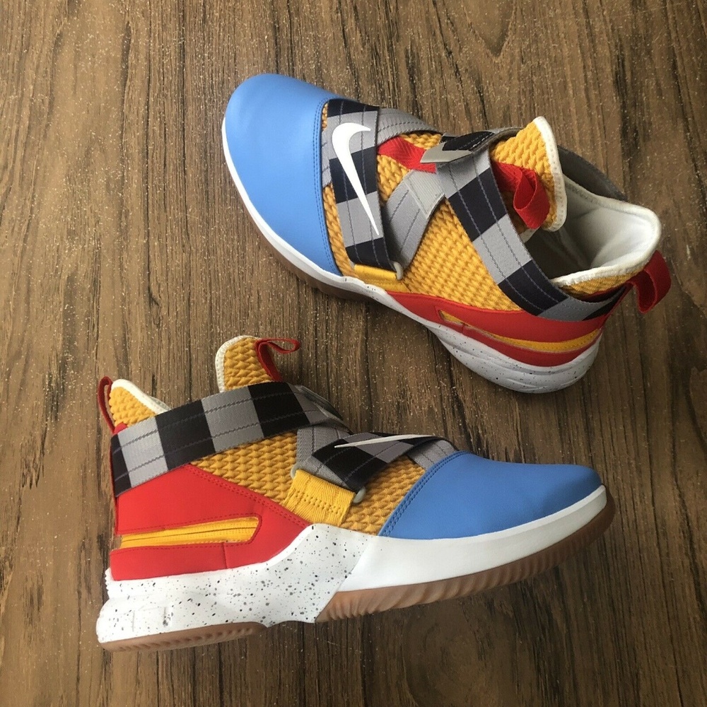 NIKE LEBRON SOLDIER XII FLYEASE SHOES "TOY STORY" - Picture 1 of 7